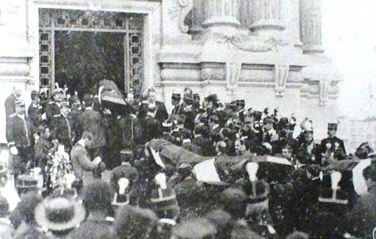 Última imagen del recibimiento de los restos de Miguel Grau en 1890