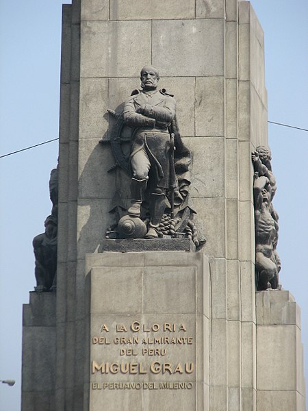 Estatua de Miguel Grau en Avenida Grau, Lima
